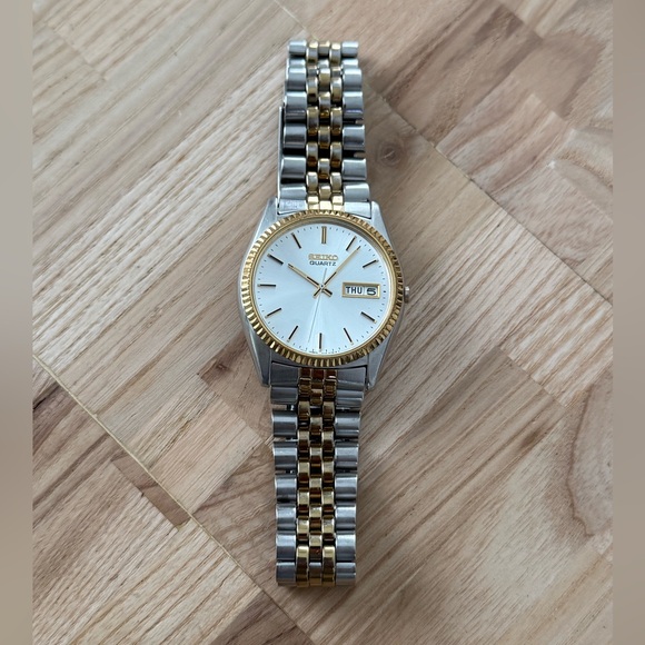 Seiko Presidential Vintage Men’s Watch Two-Tone Bracelet Case Stainless Dial - Picture 4 of 14